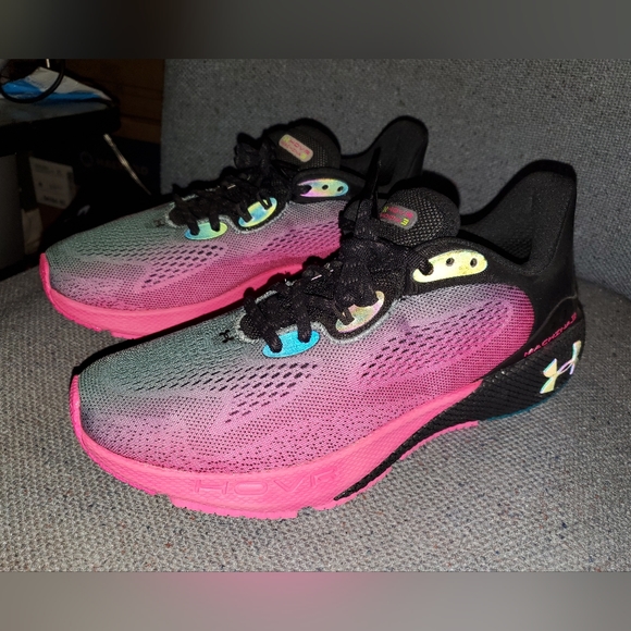 Under Armour HOVR Machina 3 (with Bluetooth) Sz 9 Mens - Picture 2 of 12